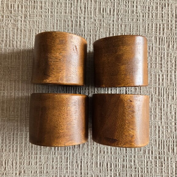 Set of 4 Pottery Barn Rustic Wooden Napkin Rings - Picture 8 of 9